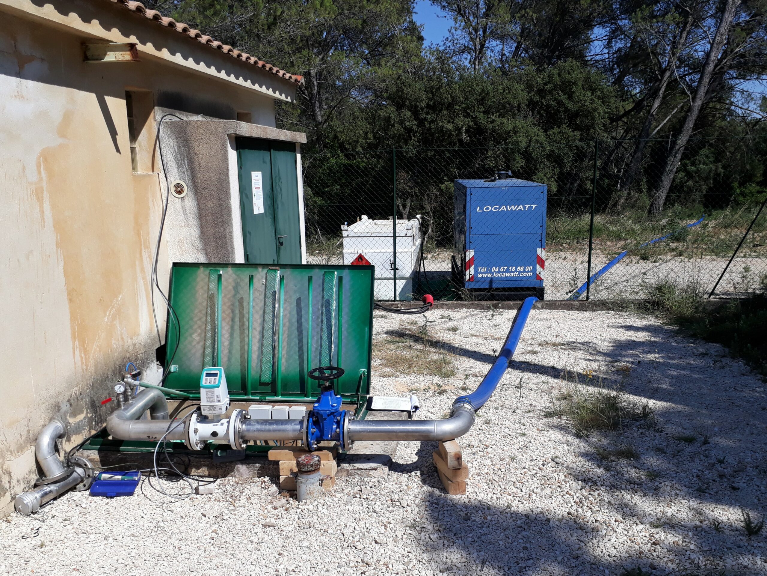 Réalisation d’essais par pompage au captage du Palay à Cabrières.